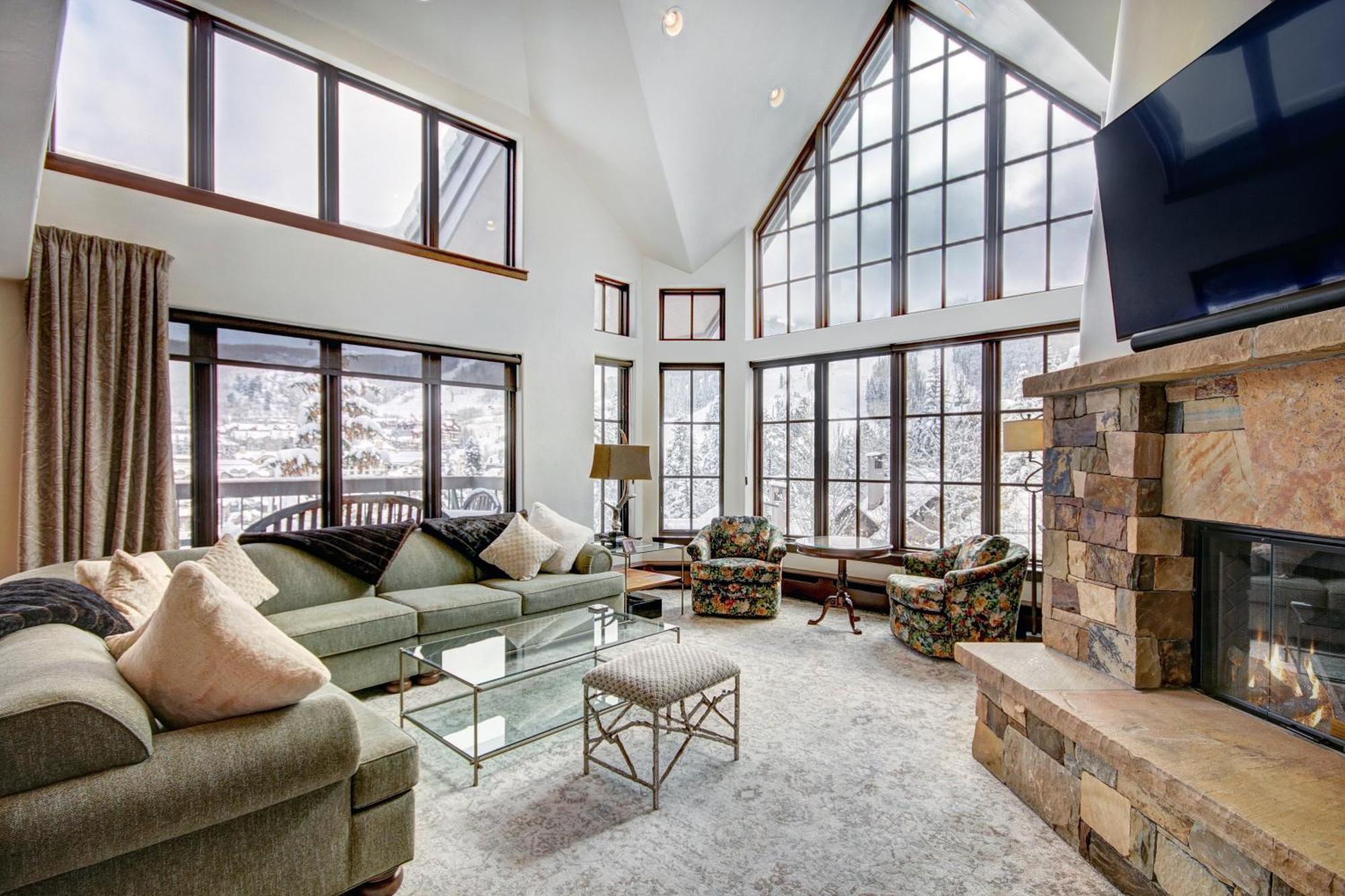 Luxury Ski-In 3 Bedroom Penthouse Inside Pines Lodge, Sleeps 10! Condo بيفر كريك المظهر الخارجي الصورة